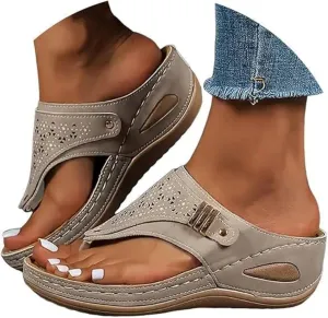 Lausiuoe Sandals Women Dressy Summer Flat Sandals Cute Clip Toe Strappy T-Strap Gladiator Beach Sandals Thong Flip Flops