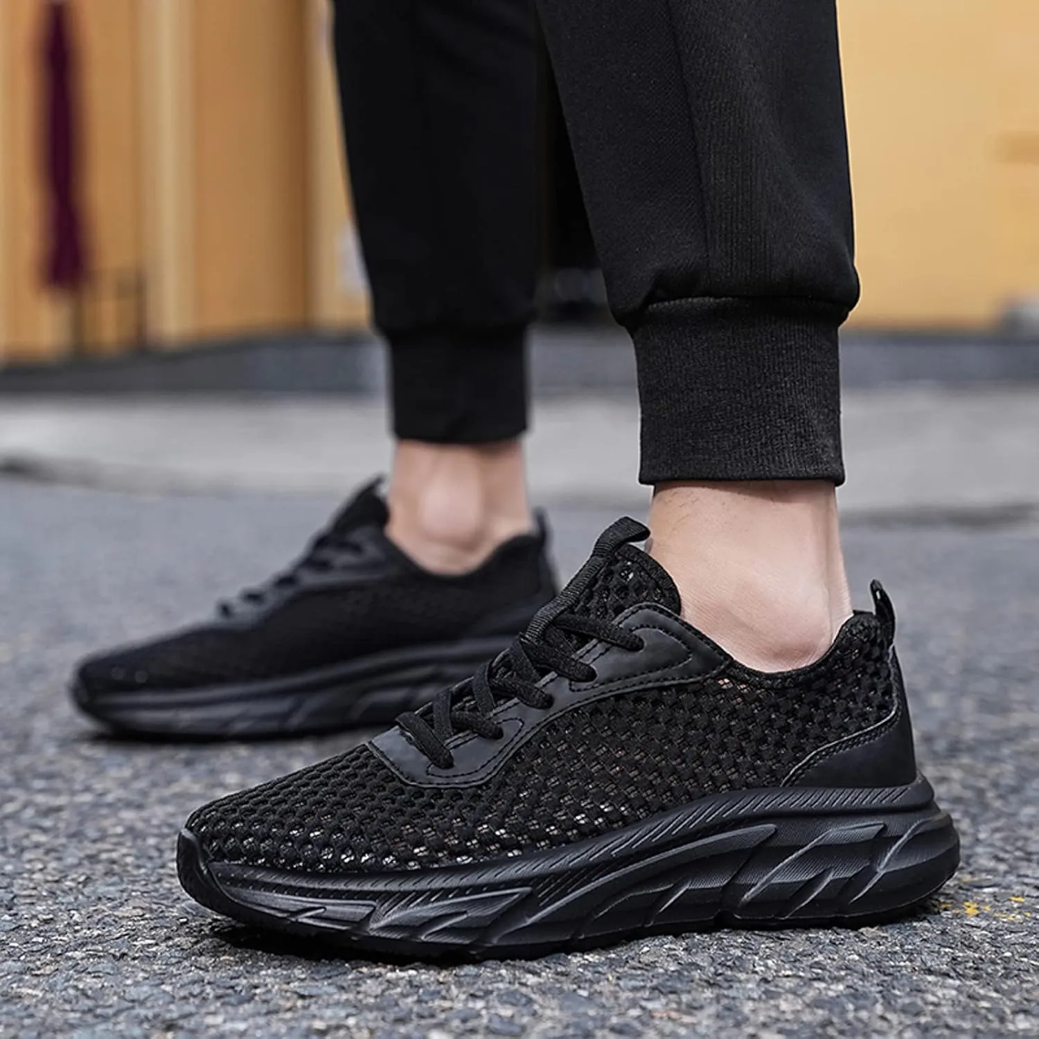 Men Sports Shoes Fashionable and Simple Solid Color Hollowed Out Mesh Breathable and Mens Sneaker Boot Shoes